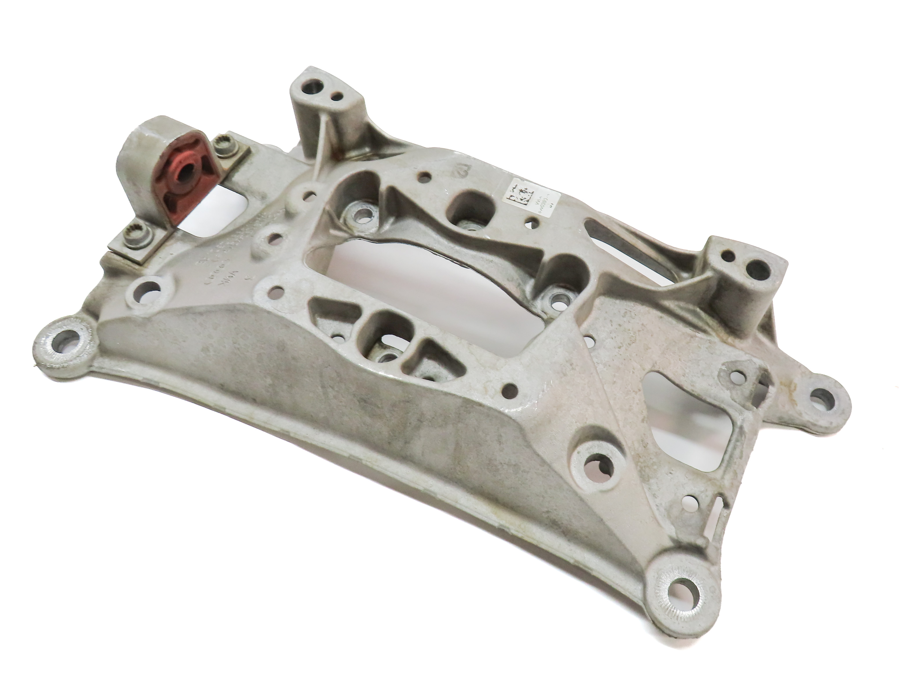 2017 AUDI A4 (B9 8W) 2.0L AUTO AUTOMATIC TRANSMISSION CROSSMEMBER MOUNT BRACKET — exact item pictured